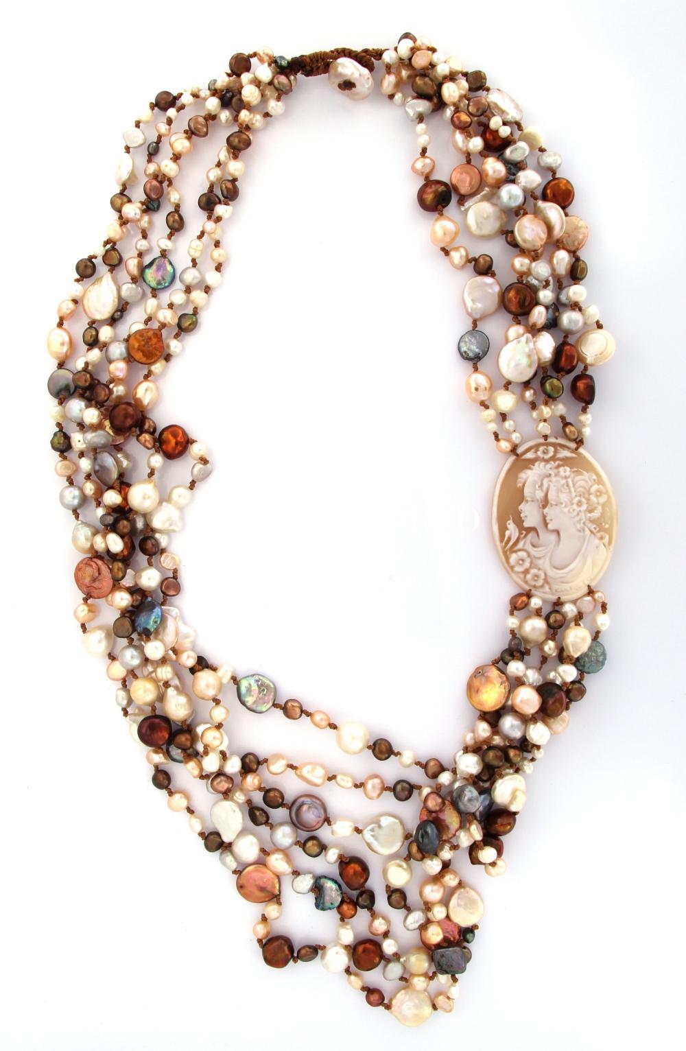 COLLANA 6 FILI IN PERLA MISTA CON CAMMEO LATERALE
